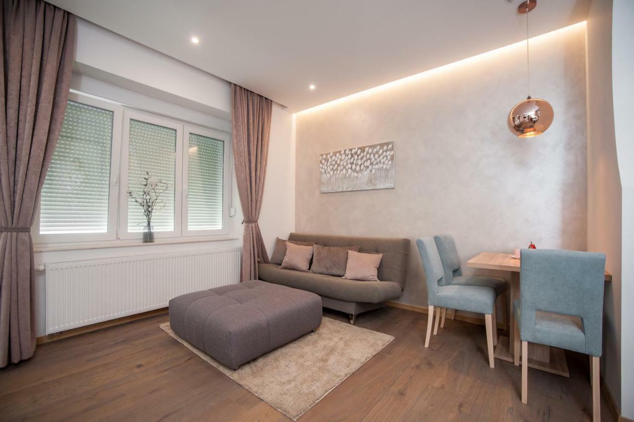 Citylux Apartments Zagreb Bagian luar foto