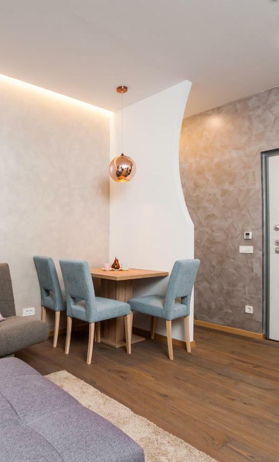 Citylux Apartments Zagreb Bagian luar foto